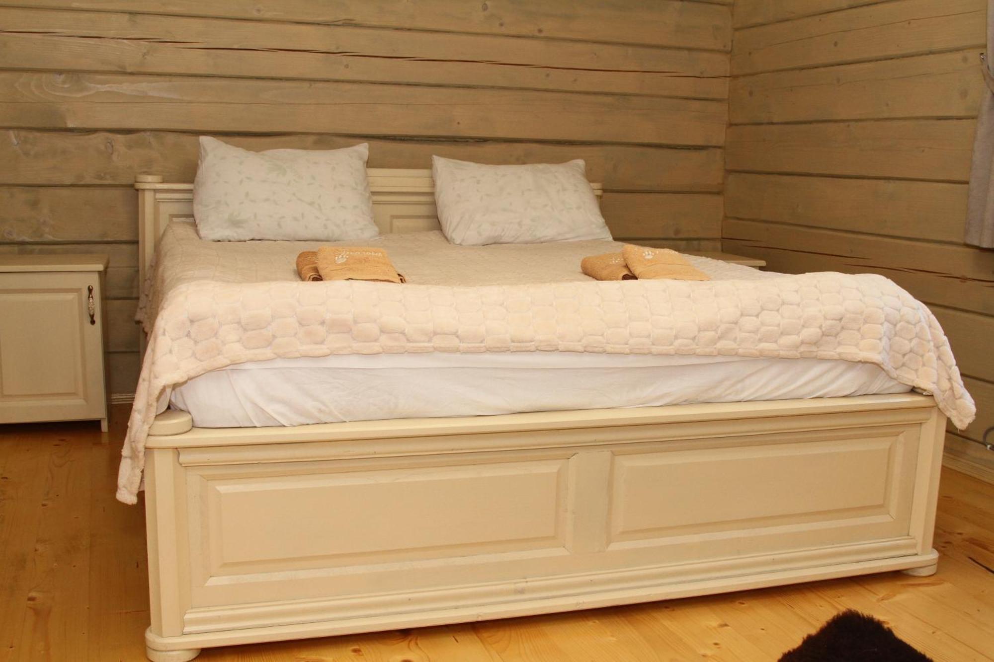 Hotel Berloga-Sinevir Synevyrsʼka Polyana Chambre photo